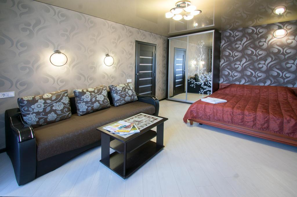 Apartment On 23 Serpnya Charkiv Esterno foto